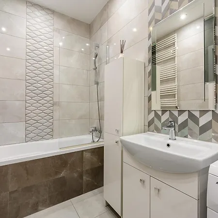 Shortstaypoland Urwana B149 דירה