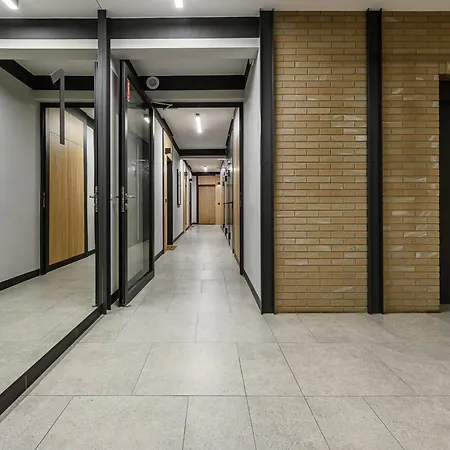 Shortstaypoland Urwana B149 ורשה